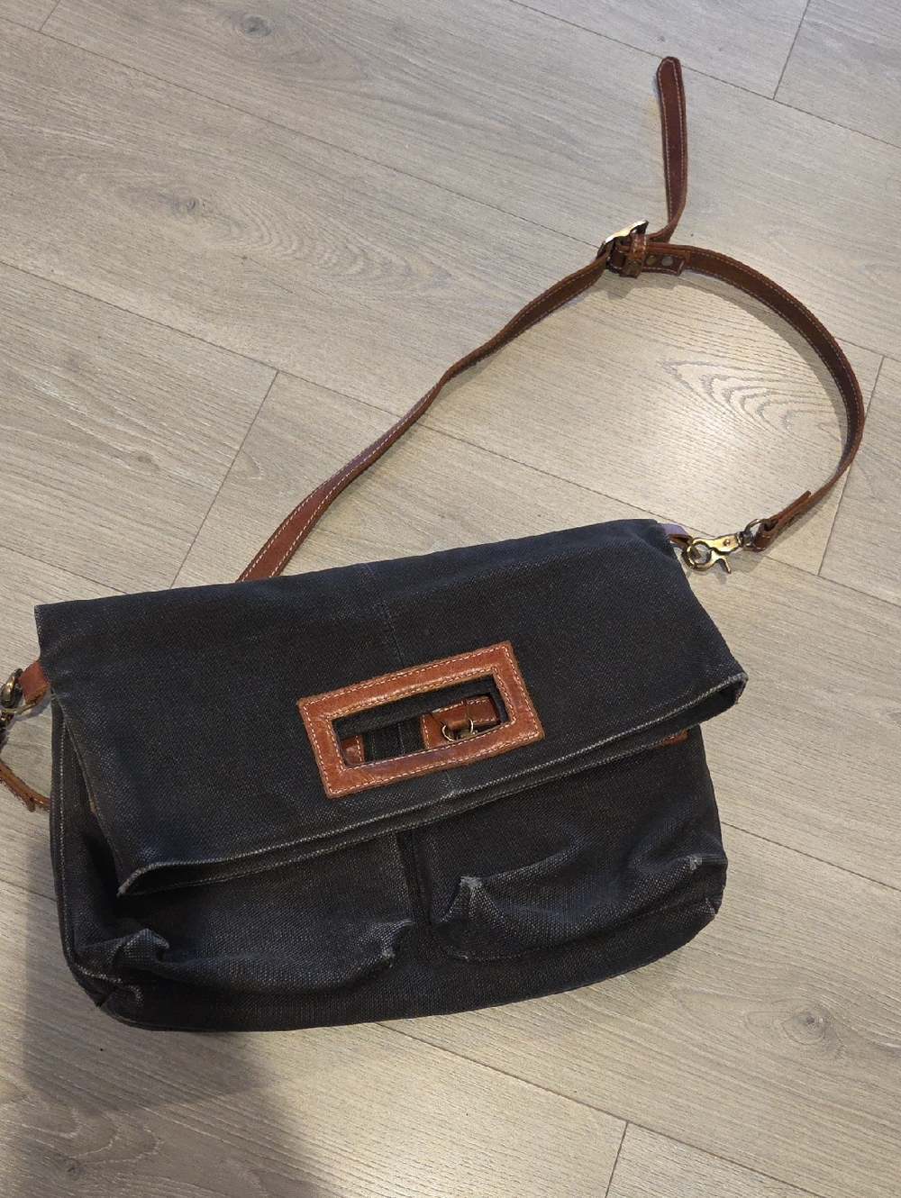 Fredd + Basha Bag - Picture 2 of 8